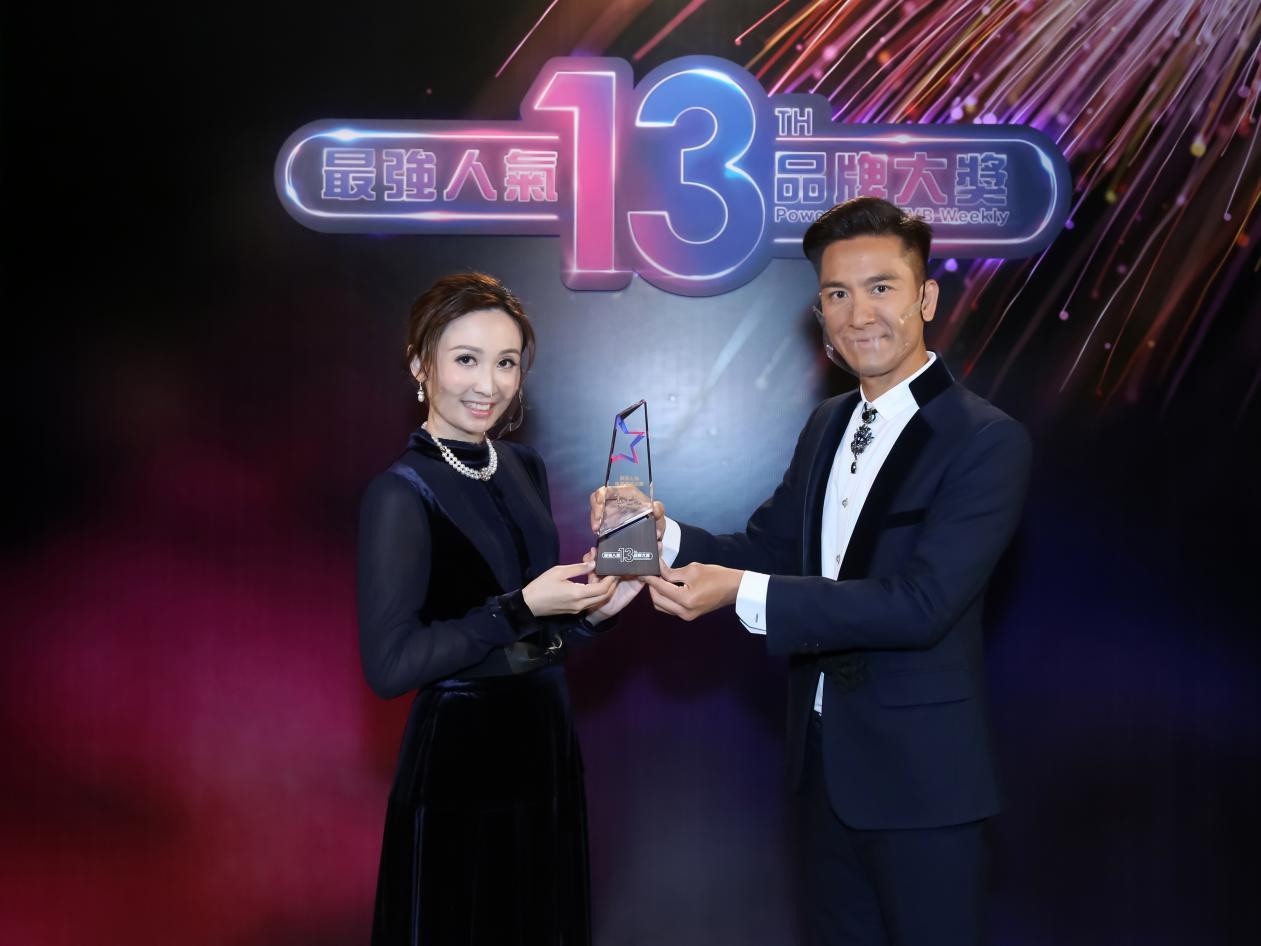 2023很惊艳的颜值逆天欧美女生头像(优选18张)